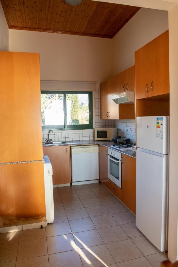 Adonis Villa Coral Bay Eksteriør billede