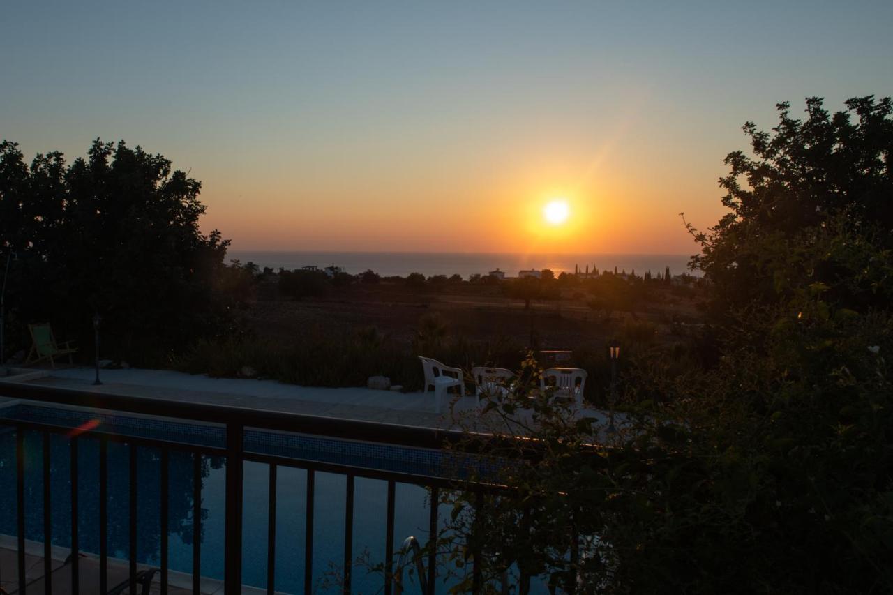 Adonis Villa Coral Bay Eksteriør billede